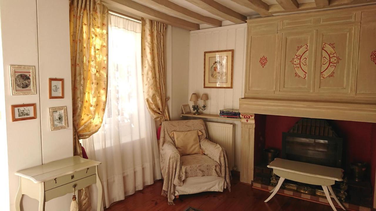 A L'Ombre Du Tilleul Leilighet Giverny Eksteriør bilde