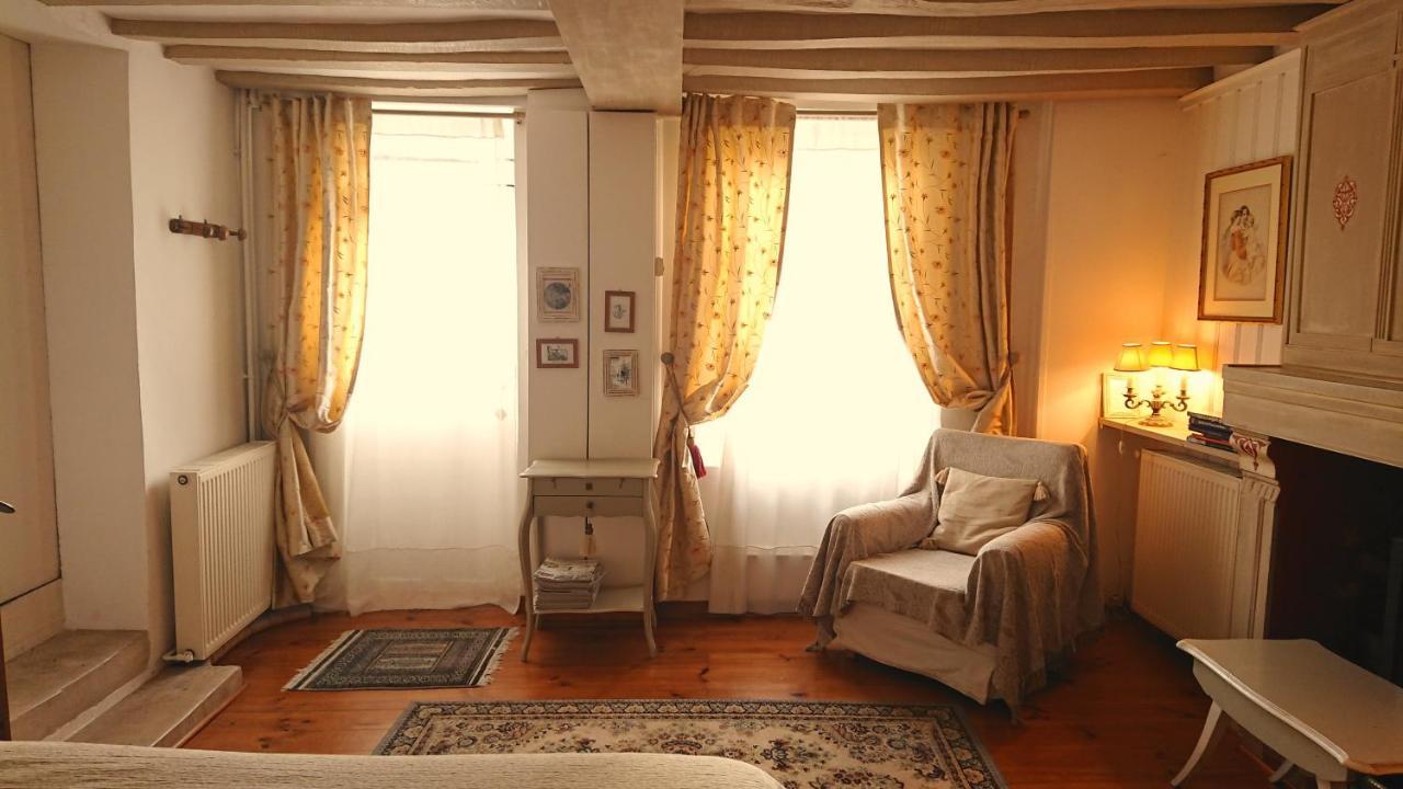A L'Ombre Du Tilleul Leilighet Giverny Eksteriør bilde