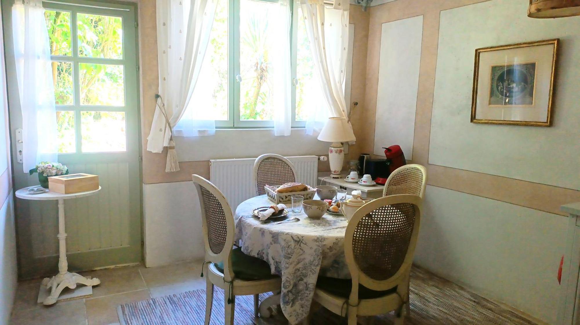 A L'Ombre Du Tilleul Leilighet Giverny Eksteriør bilde